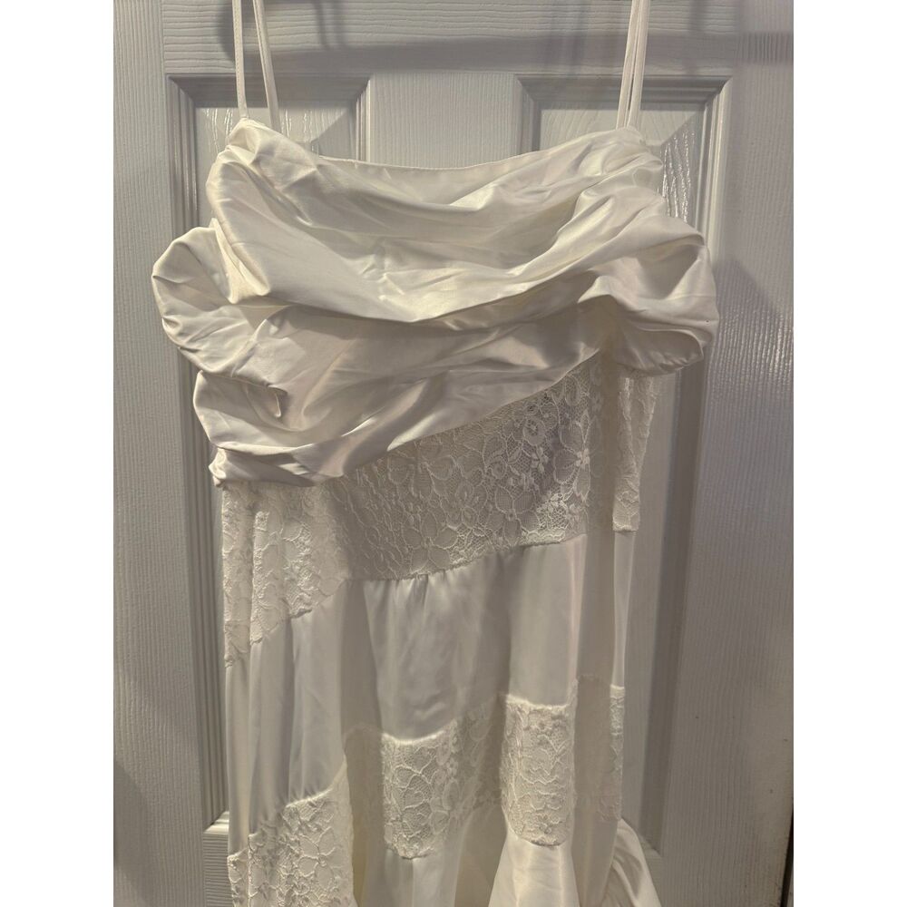 AKIRA White Satin Lace Mini Dress Ruffle Side Trains Bridal Prom Size L NWT - Picture 10 of 14